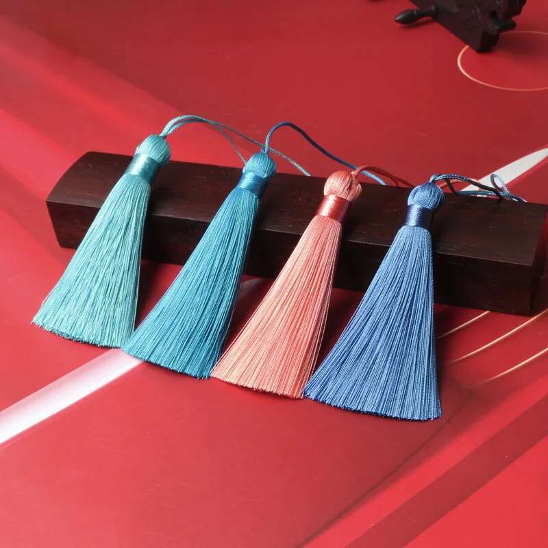 8cm Small Tassel Fine Line Boo - Home Lines Textiles recension och pris